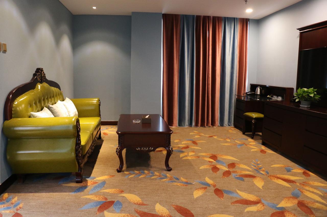 Hohhot Level Of Details Hotel Exterior photo
