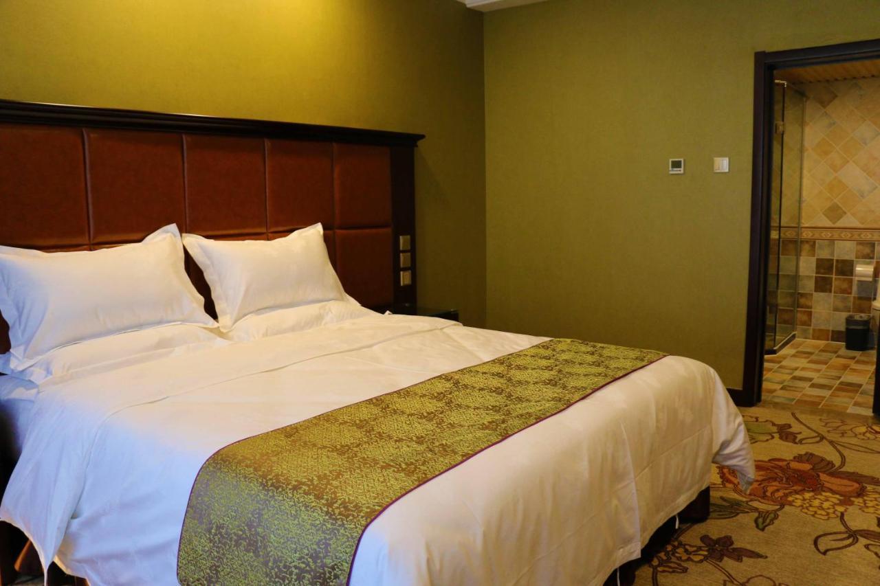 Hohhot Level Of Details Hotel Exterior photo