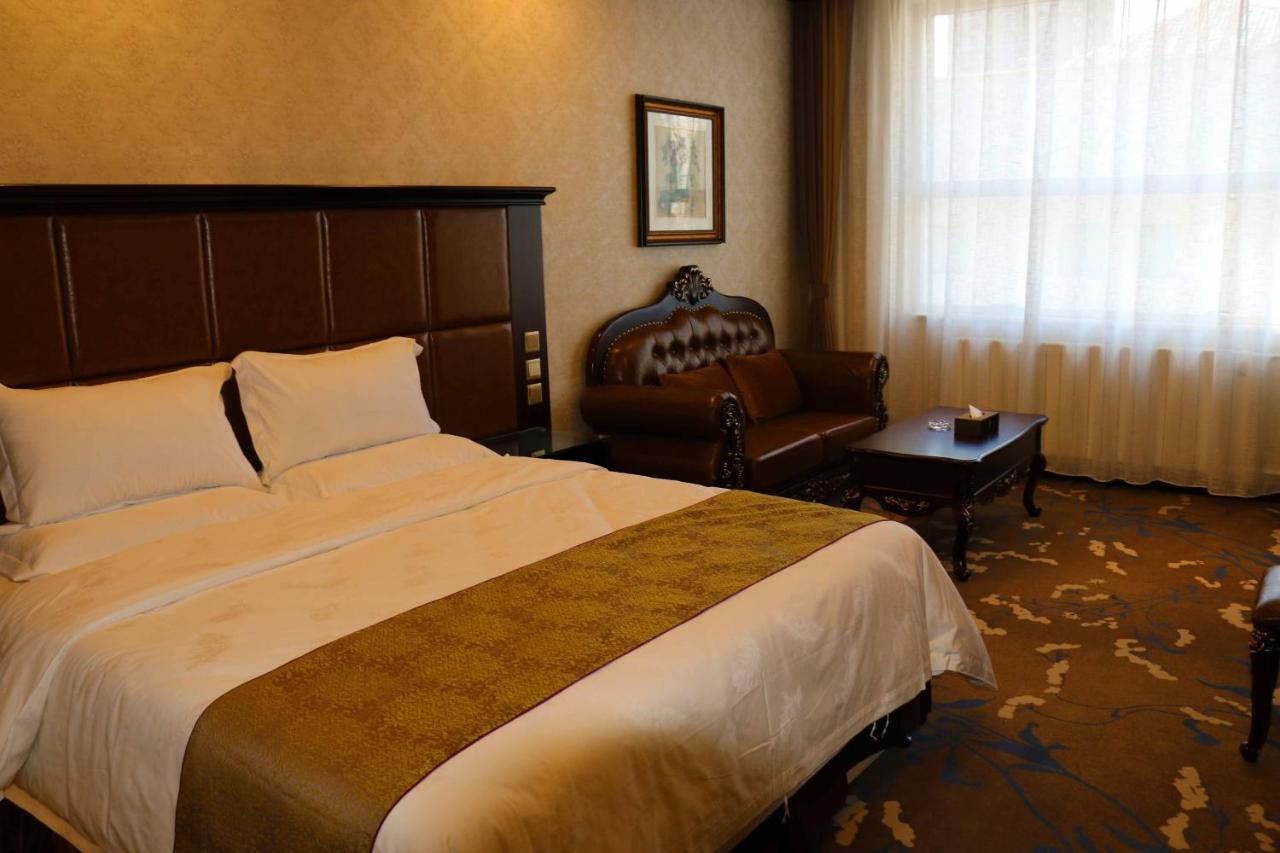 Hohhot Level Of Details Hotel Exterior photo